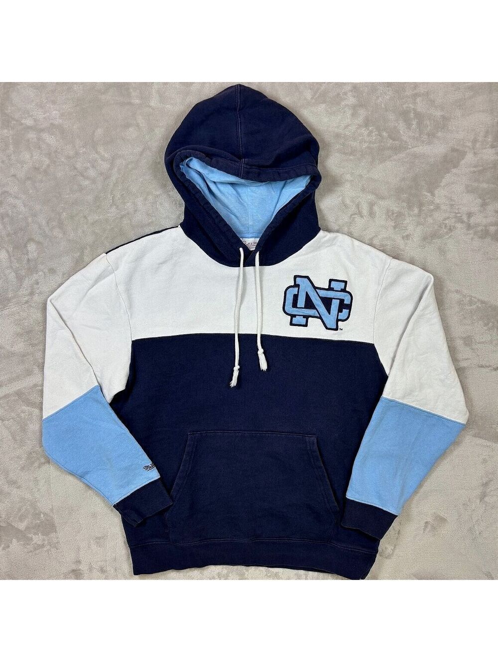 Mitchell & Ness Nostalgia Co North Carolina Tar Heels Colorblock Hoodie Medium